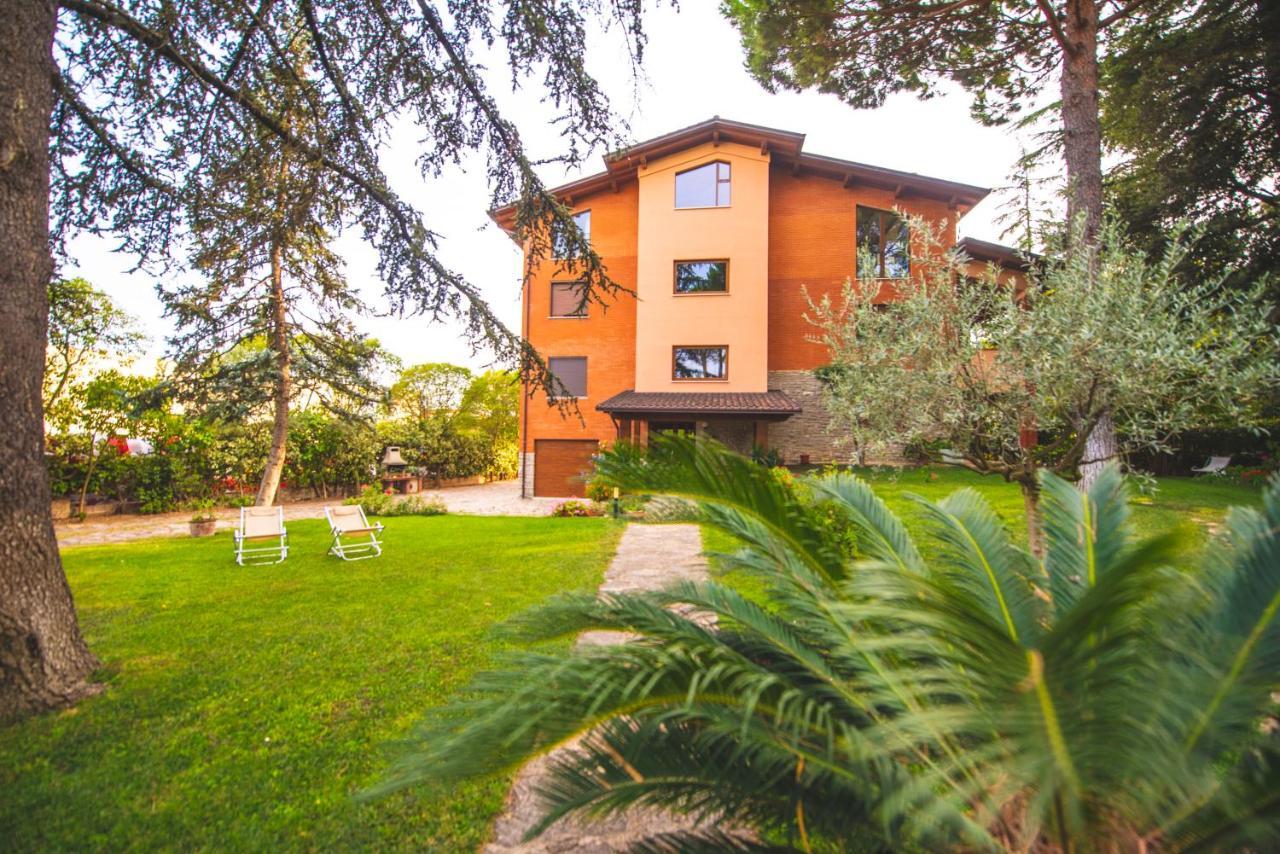 B&B Il Girasole Corciano Εξωτερικό φωτογραφία